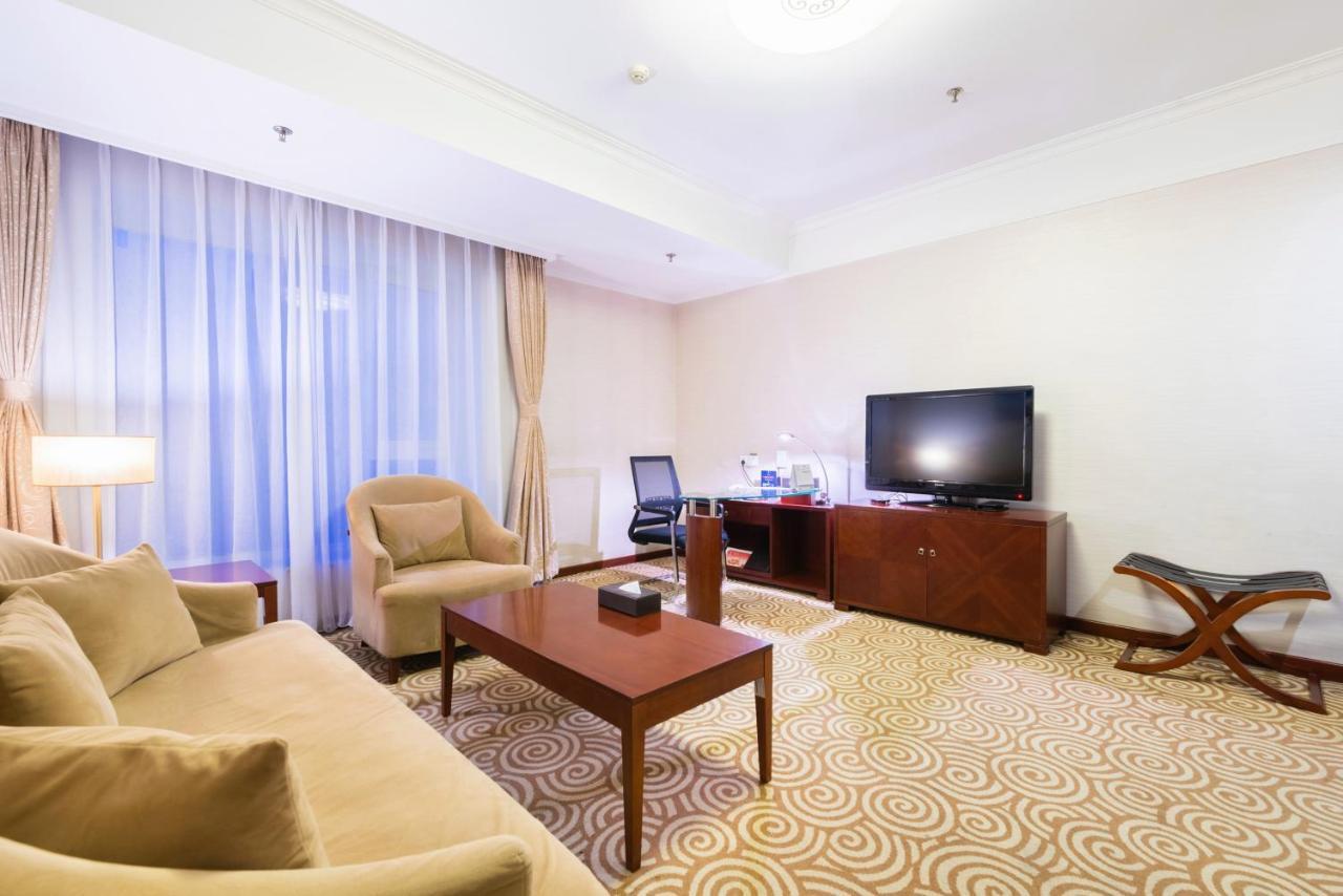 בייג'ינג Inner Mongolia Grand Hotel מראה חיצוני תמונה